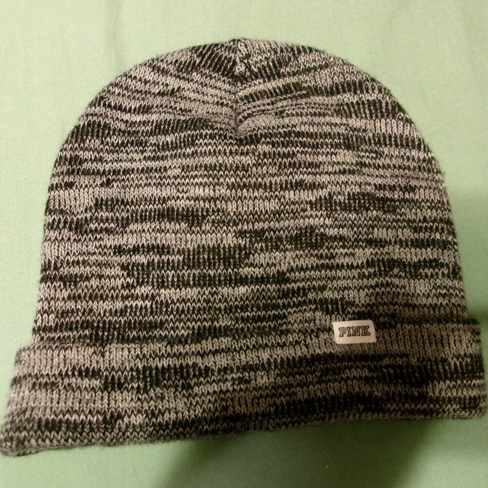 Victoria's Secret PINK Gray & Black Ladies Girls Acrylic Beanie Hat Cap OSFA EUC